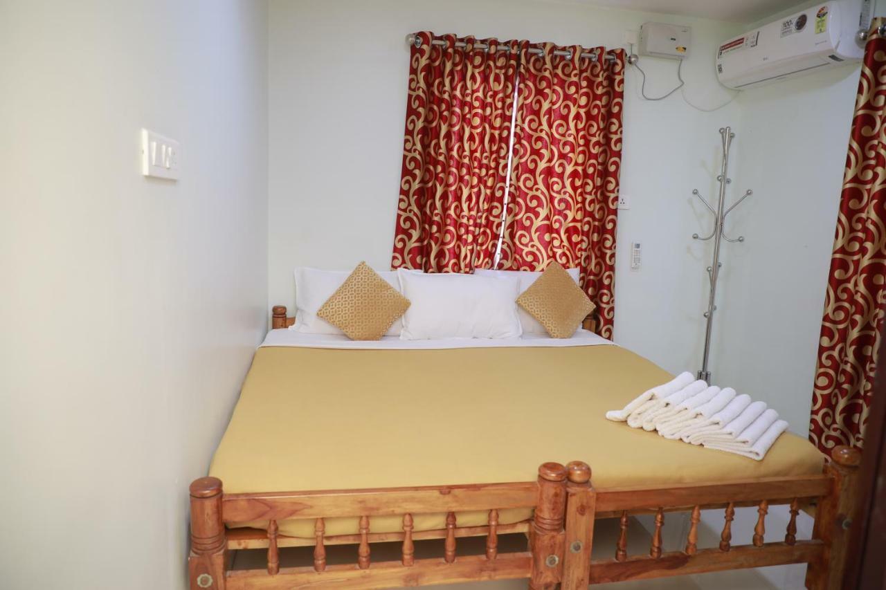 Bed and Breakfast Pavithram Residency Kollam Exteriér fotografie