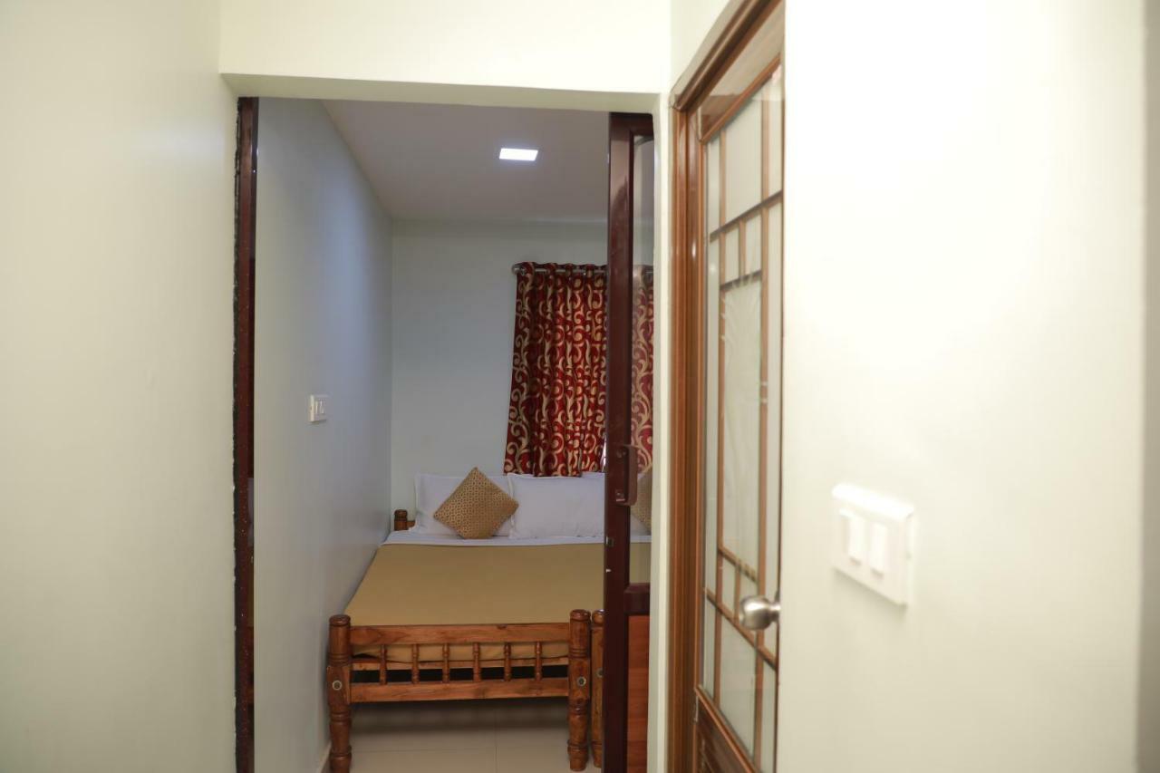 Bed and Breakfast Pavithram Residency Kollam Exteriér fotografie